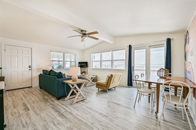 3806 Concho Key, Galveston, TX 77554