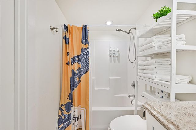 3806 Concho Key, Galveston, TX 77554