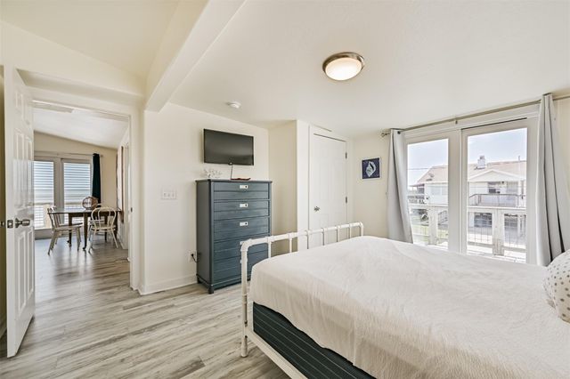 3806 Concho Key, Galveston, TX 77554