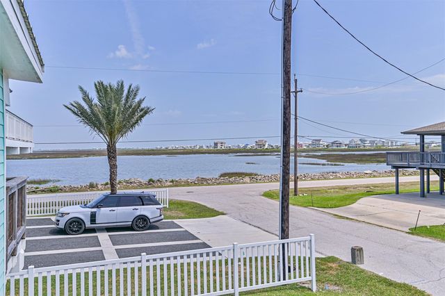 3806 Concho Key, Galveston, TX 77554