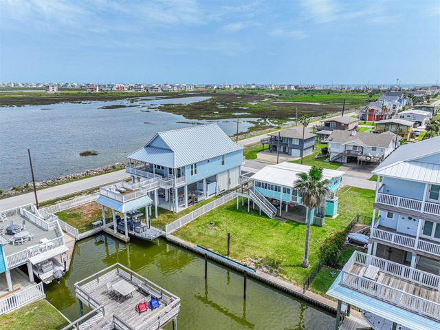 3806 Concho Key, Galveston, TX 77554