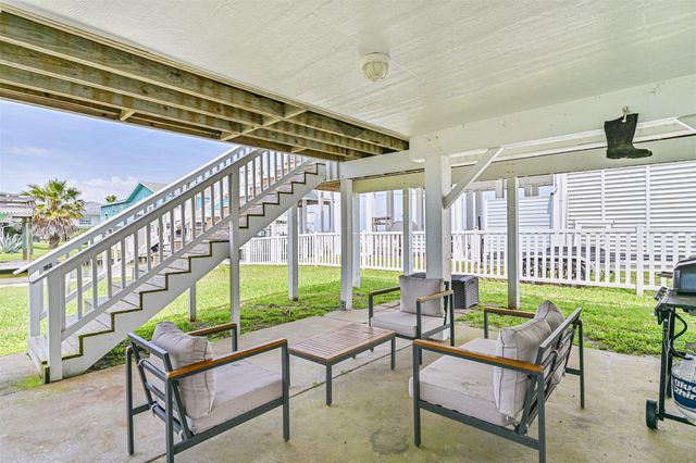 3806 Concho Key, Galveston, TX 77554