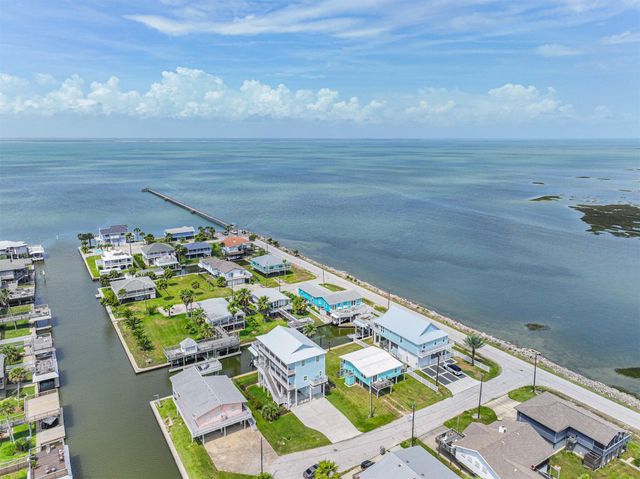 3806 Concho Key, Galveston, TX 77554