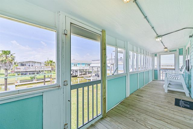 3806 Concho Key, Galveston, TX 77554