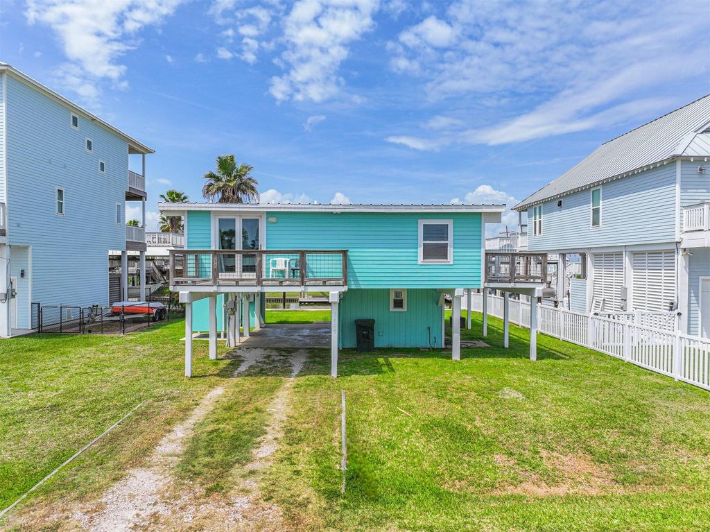 3806 Concho Key, Galveston, TX 77554