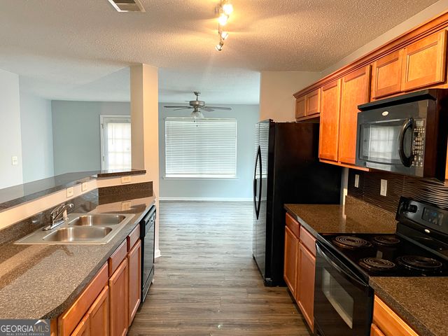 101 Prattling Court, South Fulton, GA 30349