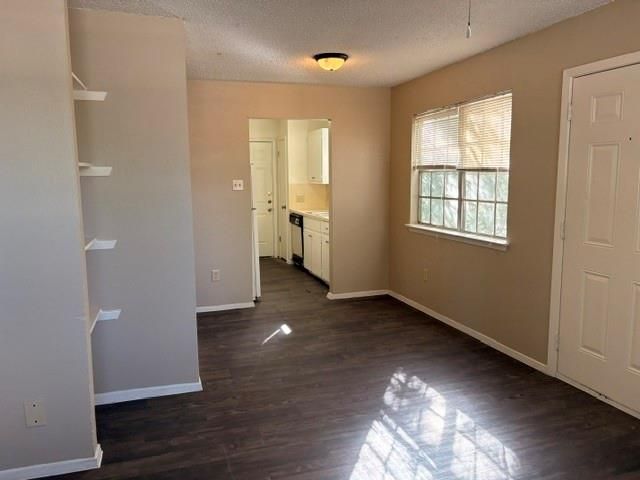 2008 E Stassney LN B, Austin, TX 78744