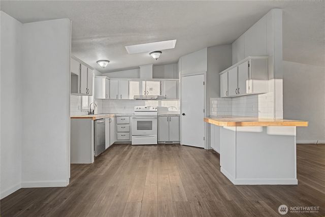 4112 Road E.9 NE, Moses Lake, WA 98837