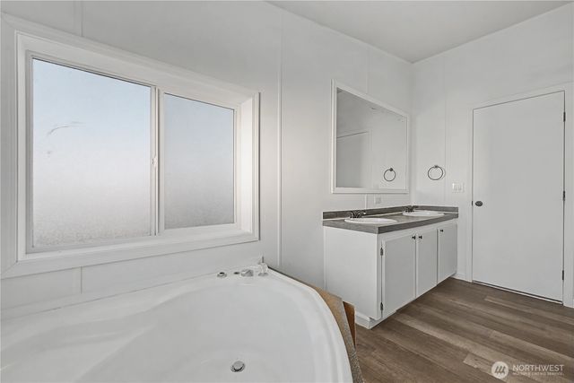 4112 Road E.9 NE, Moses Lake, WA 98837