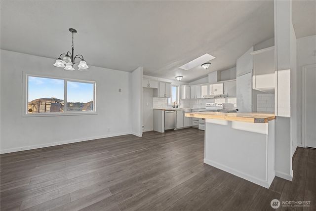 4112 Road E.9 NE, Moses Lake, WA 98837