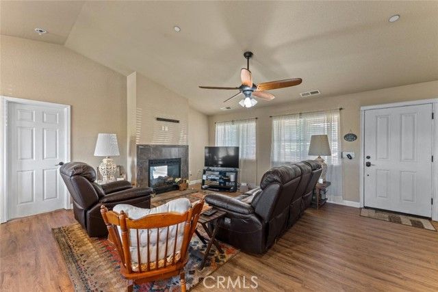 86 Greenbank Avenue, Oroville, CA 95966