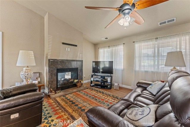 86 Greenbank Avenue, Oroville, CA 95966