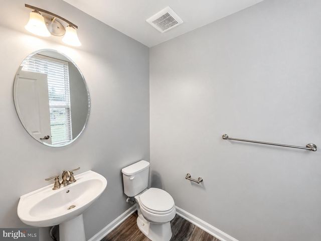 10047 DORSEY LN, Lanham, MD 20706