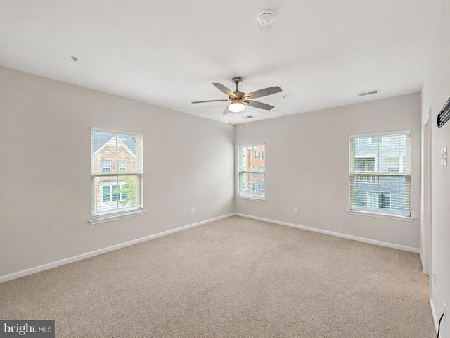 10047 DORSEY LN, Lanham, MD 20706