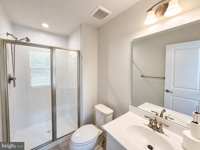 10047 DORSEY LN, Lanham, MD 20706