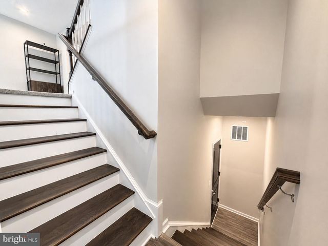 10047 DORSEY LN, Lanham, MD 20706