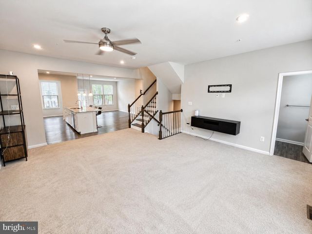 10047 DORSEY LN, Lanham, MD 20706