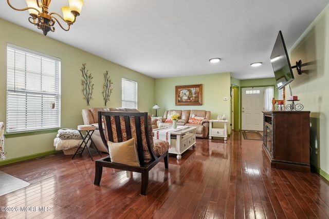 228-2 N 5th Avenue 2, Long Branch, NJ 07740