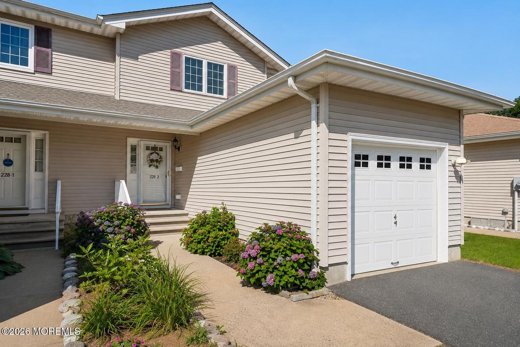 228-2 N 5th Avenue 2, Long Branch, NJ 07740