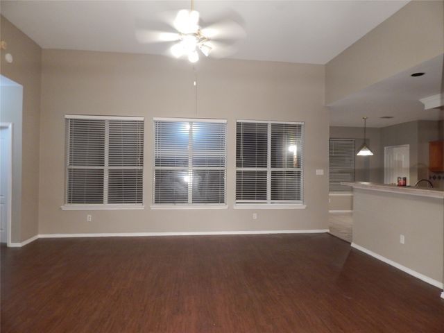 4836 Gloucester Drive, Grand Prairie, TX 75052