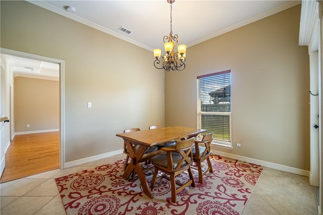 3610 Silver Lake Ct, Robstown, TX 78380