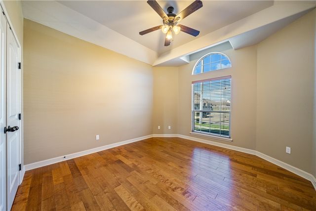 3610 Silver Lake Ct, Robstown, TX 78380