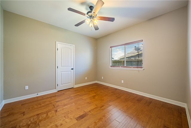 3610 Silver Lake Ct, Robstown, TX 78380