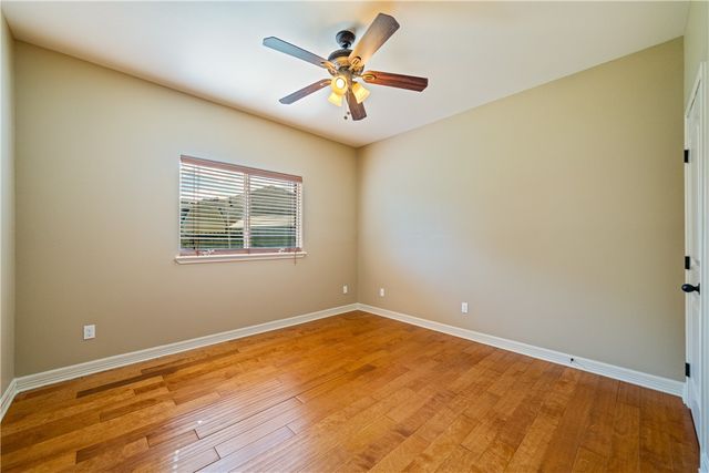 3610 Silver Lake Ct, Robstown, TX 78380