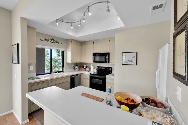 29017 W Natoma Drive, Cathedral City, CA 92234