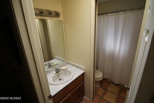 181 W Oak Hills Drive, Oracle, AZ 85623