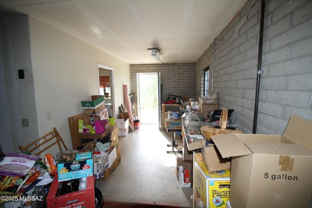 181 W Oak Hills Drive, Oracle, AZ 85623