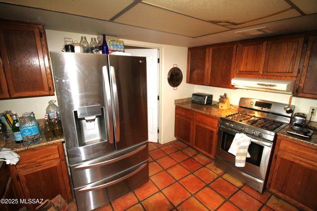 181 W Oak Hills Drive, Oracle, AZ 85623