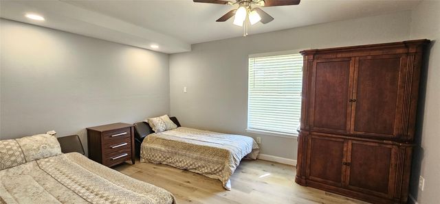 26311 Maplewood Drive, Spring, TX 77386