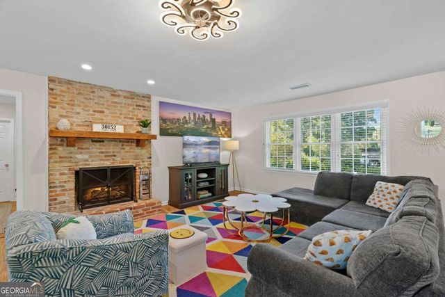 2292 Twiggs Cove NW, Kennesaw, GA 30152