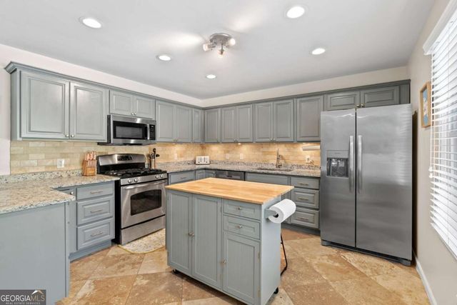 2292 Twiggs Cove NW, Kennesaw, GA 30152