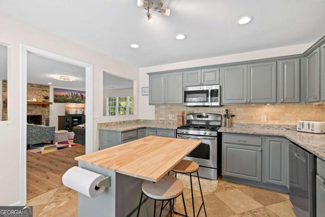 2292 Twiggs Cove NW, Kennesaw, GA 30152