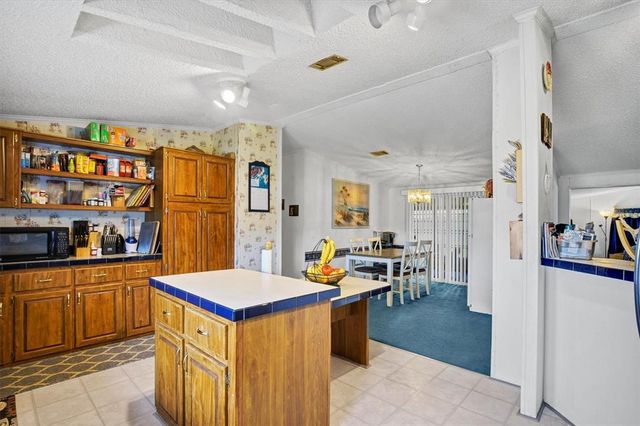 22 CACTUS CIRCLE E, Winter Haven, FL 33880