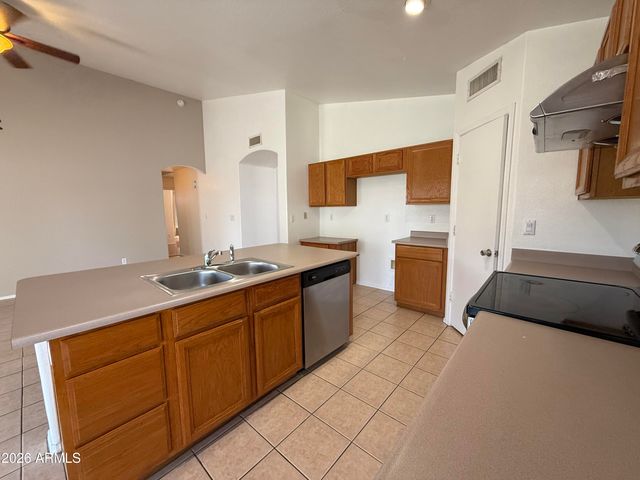 4855 W Buffalo Street, Chandler, AZ 85226