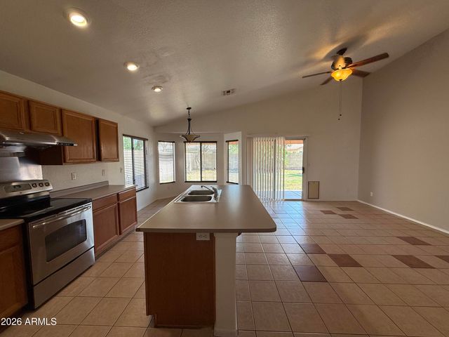 4855 W Buffalo Street, Chandler, AZ 85226