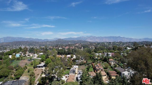 1127 Oneonta Drive, Los Angeles, CA 90065