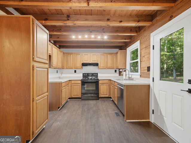 437 Twin Lakes Drive, Canton, GA 30115
