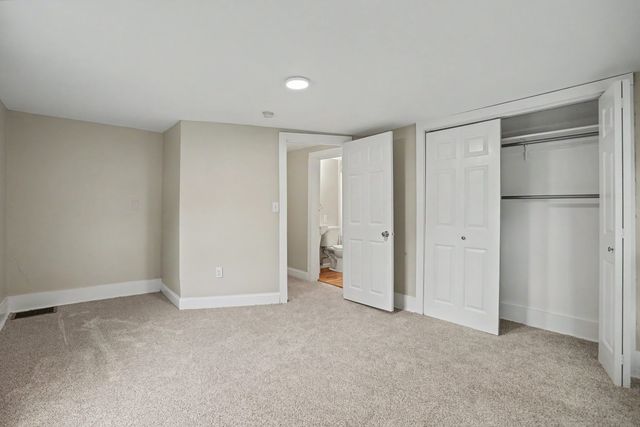2350 Farnam Street, Davenport, IA 52803