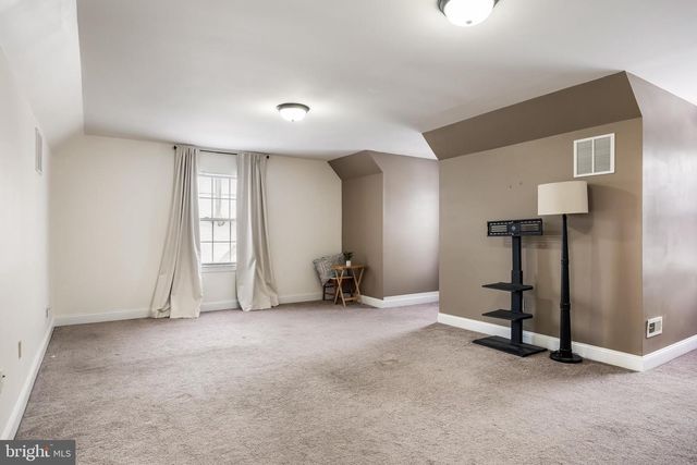 208 CHESTNUT ST, Mount Holly, NJ 08060