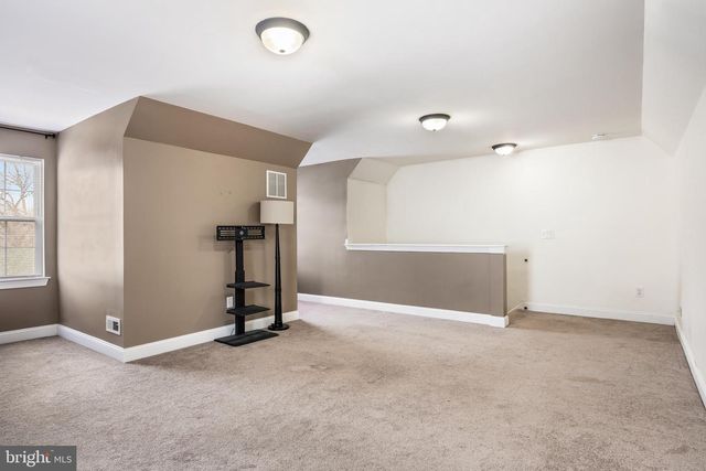 208 CHESTNUT ST, Mount Holly, NJ 08060