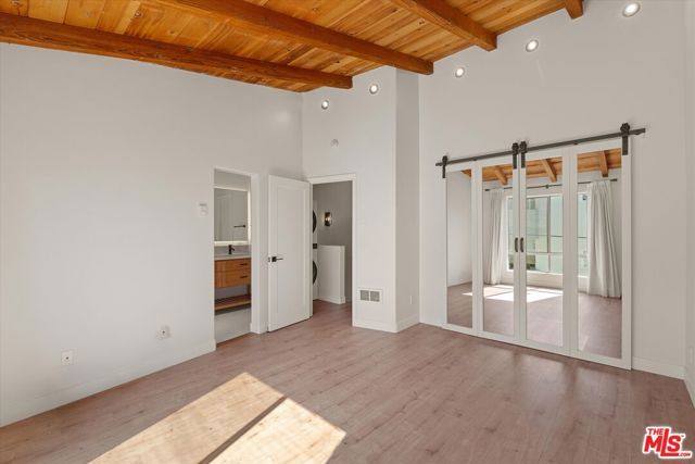 621 California Avenue 2, Santa Monica, CA 90403