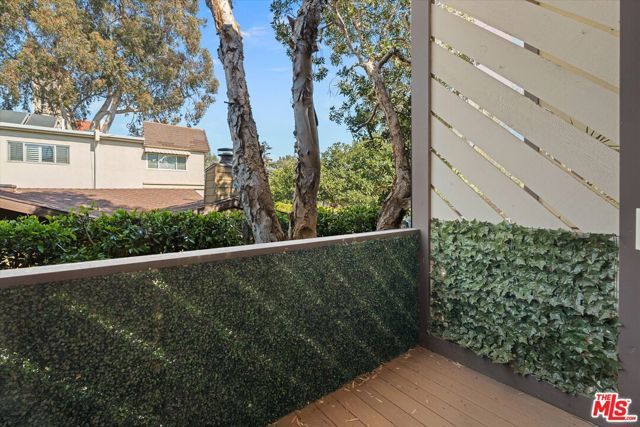 621 California Avenue 2, Santa Monica, CA 90403