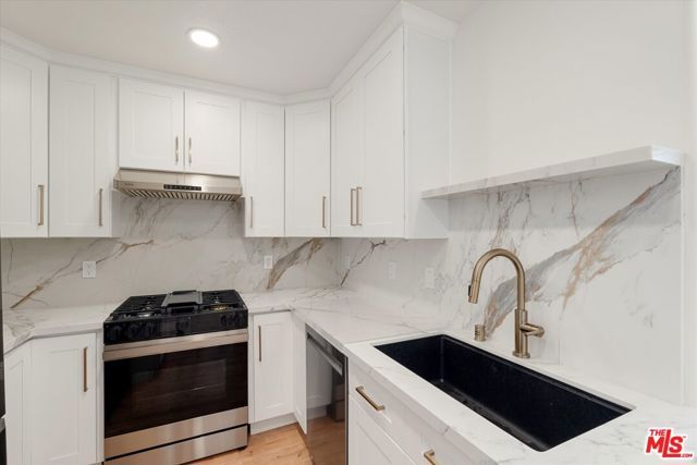 621 California Avenue 2, Santa Monica, CA 90403