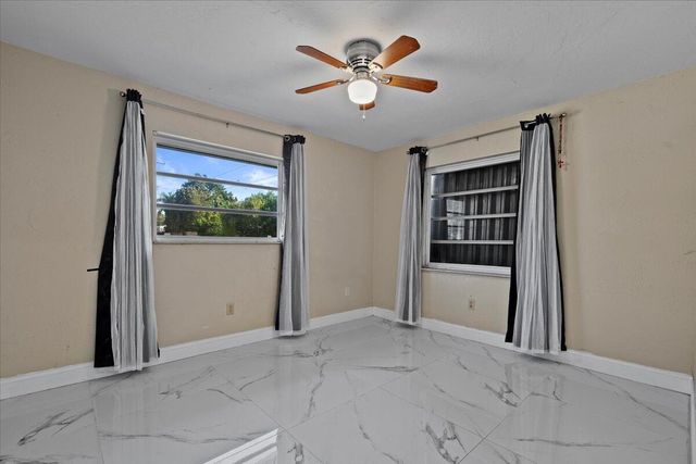 9110 Banquet Way, Lake Worth, FL 33467