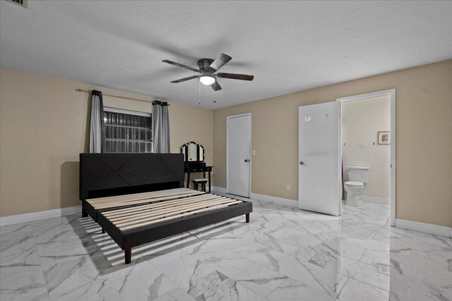 9110 Banquet Way, Lake Worth, FL 33467