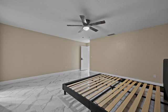 9110 Banquet Way, Lake Worth, FL 33467